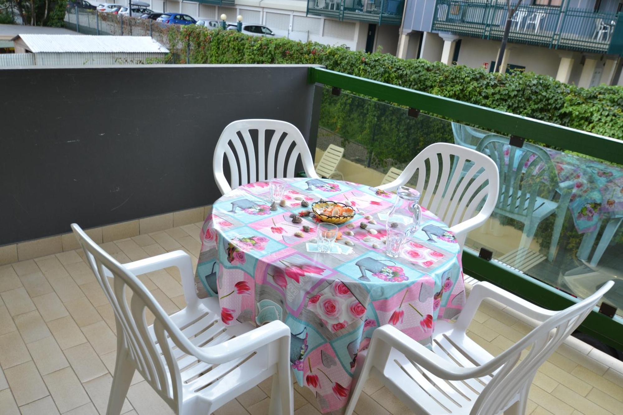 Apartment Coastal Escape Flat With Common Pool Bibione